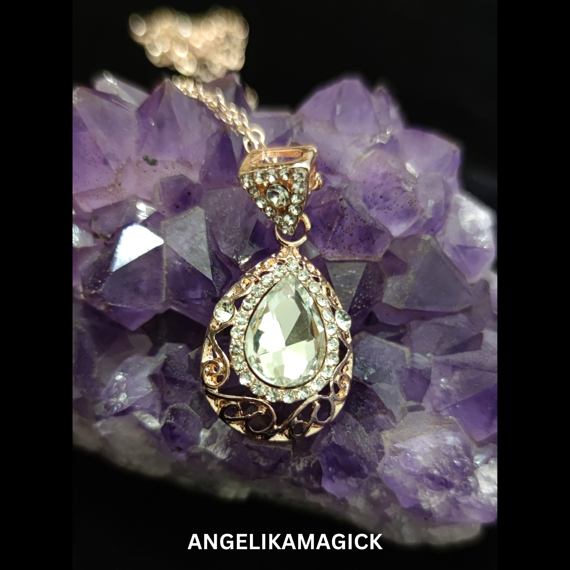 Goddess' Glow Spell - Inner Beauty, Self-Confidence, Attractive Aura - Spell by Angelika Magick - Vessel Bound Spell